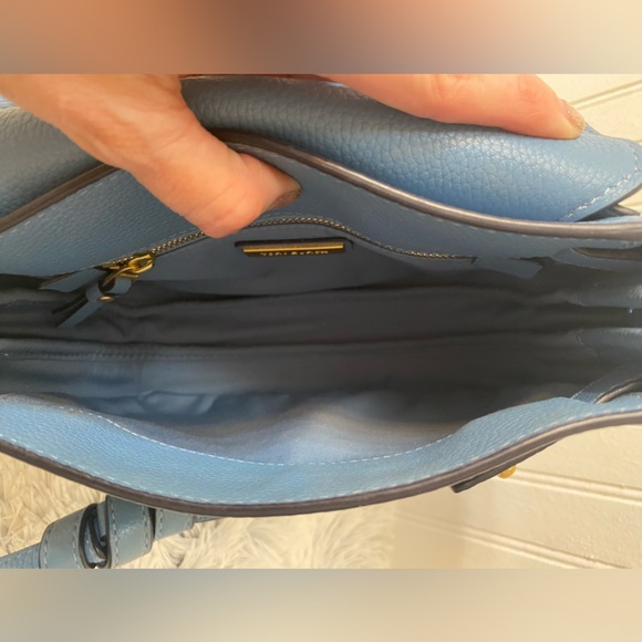 Tory Burch Everly Leather Flap Saddle Bag in Blue Yonder MSRP $458 -EUC - Picture 4 of 11